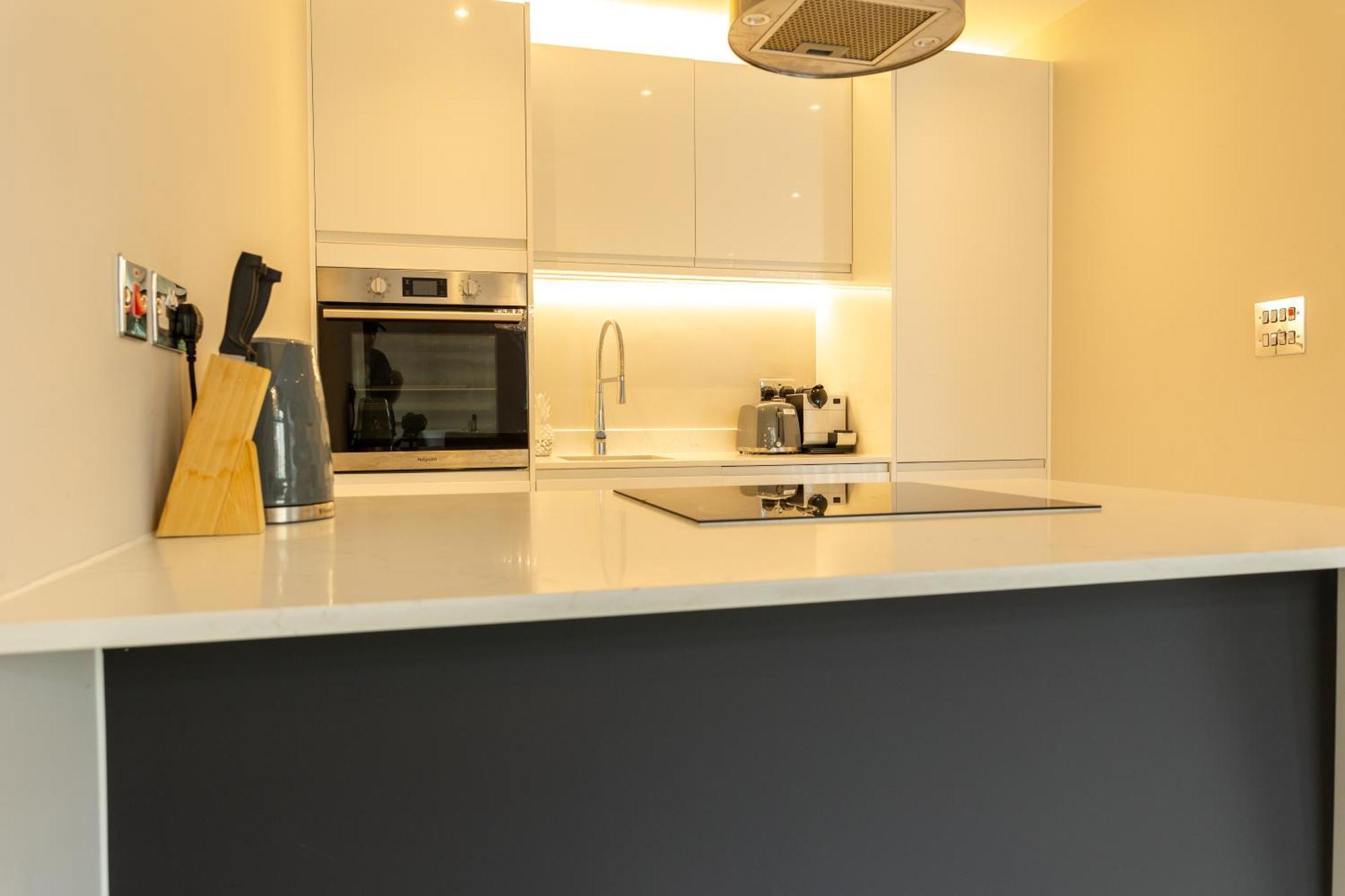 Exclusive Cardiff City Centre Apartment Eksteriør billede
